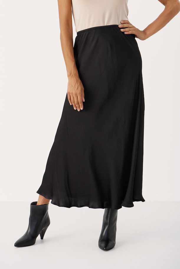Part Two RinPW Skirt Black – Shop Black RinPW Skirt from size 32-46 here