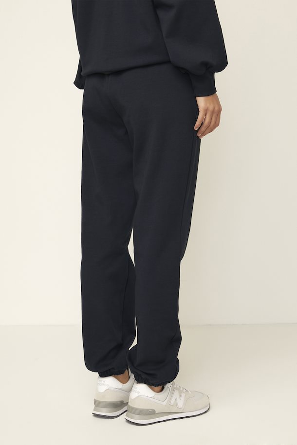 Part Two HindPW Jersey pants Black – Shop Black HindPW Jersey pants from  size XS-XL here